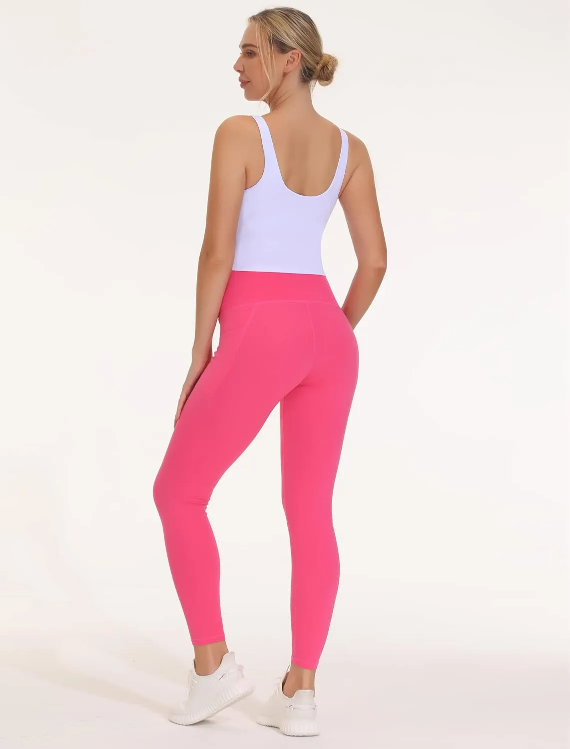 THE GYM PEOPLE Women's Sports Bra Sleeveless Workout Tank Tops Running Yoga Cropped Tops with Removable Padded