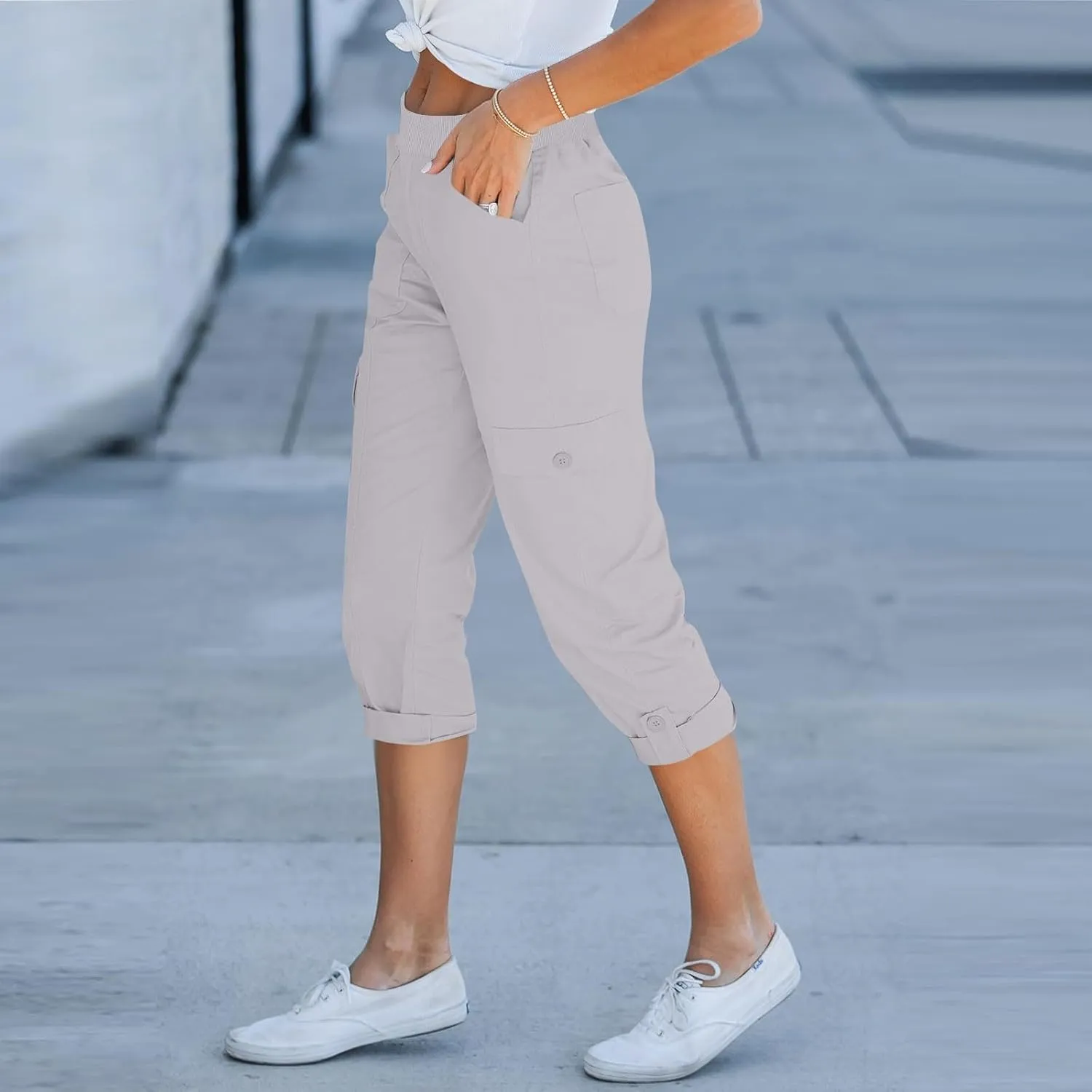Womens Hiking Cargo Pants Loose Fit Elastic Waisted Pull On Capris Pants Baggy Trousers with Pockets