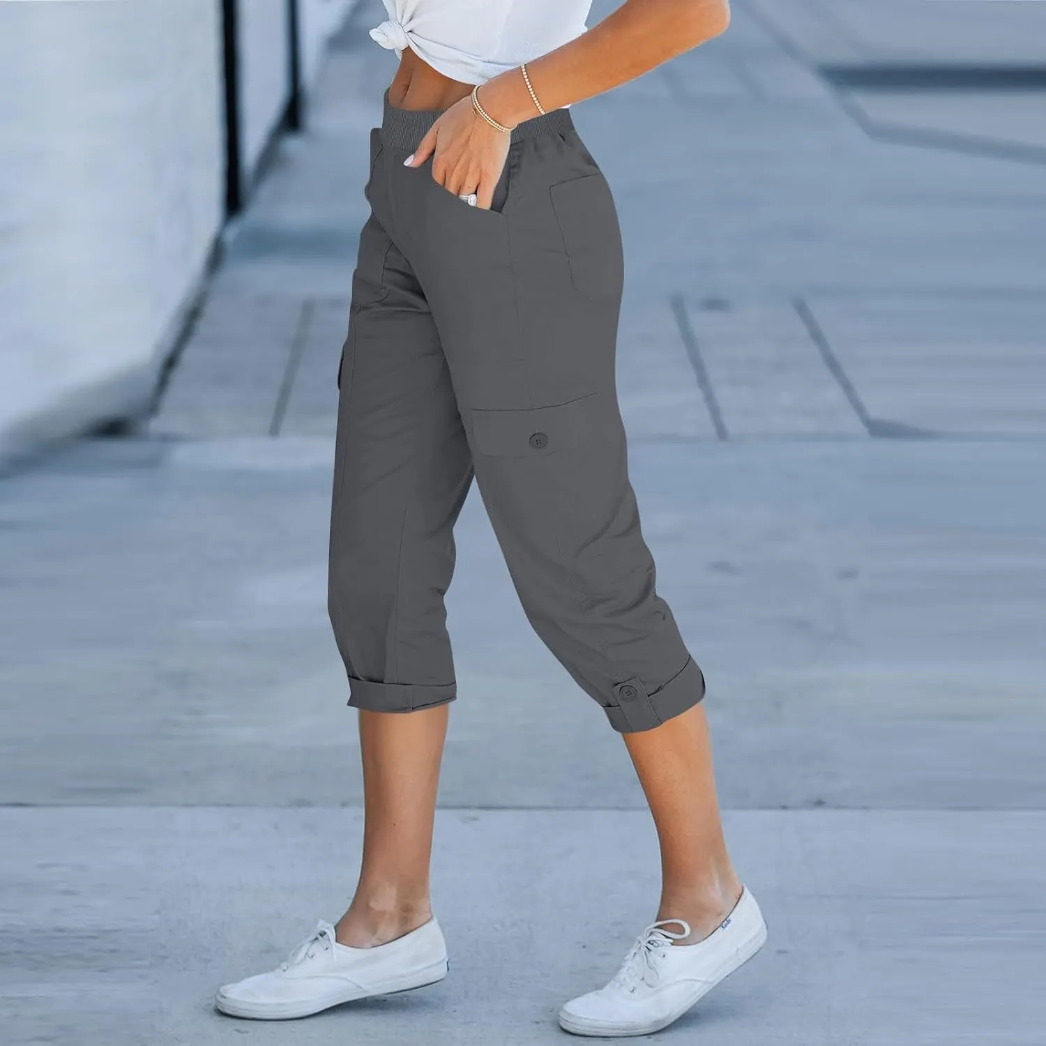 Womens Hiking Cargo Pants Loose Fit Elastic Waisted Pull On Capris Pants Baggy Trousers with Pockets